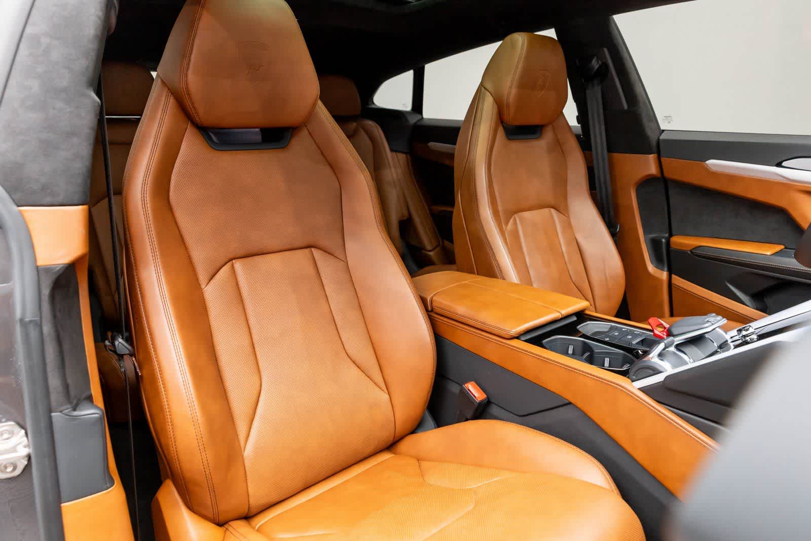 Thumbnail: 2022 Lamborghini Urus - 15