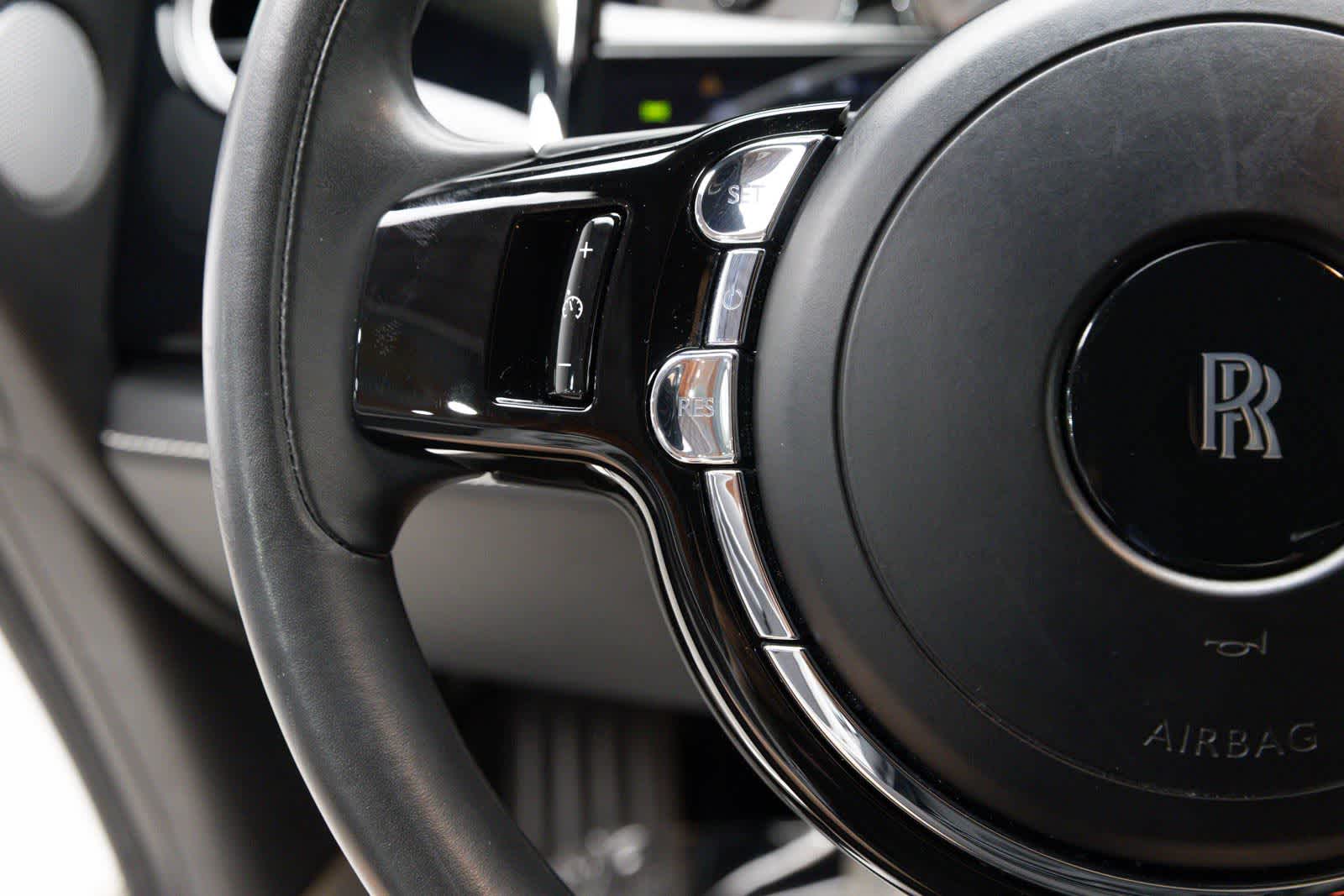 Thumbnail: 2018 Rolls-Royce Wraith - 28