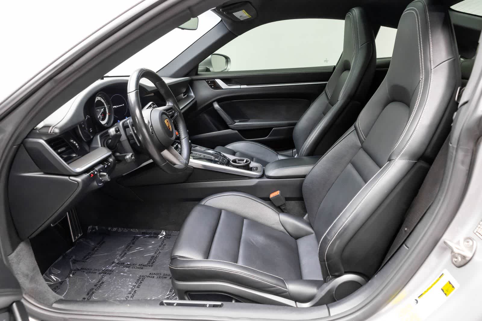 Thumbnail: 2020 Porsche 911 - 10