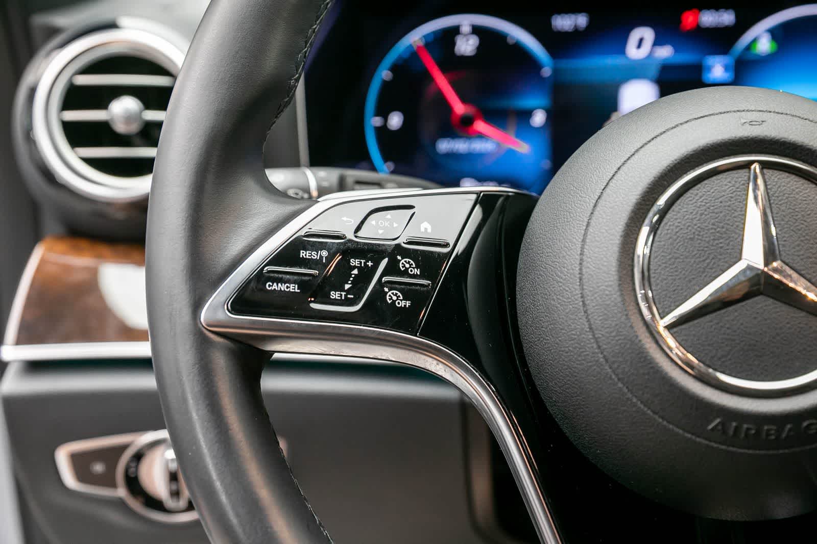 Thumbnail: 2021 Mercedes-Benz E-Class - 28