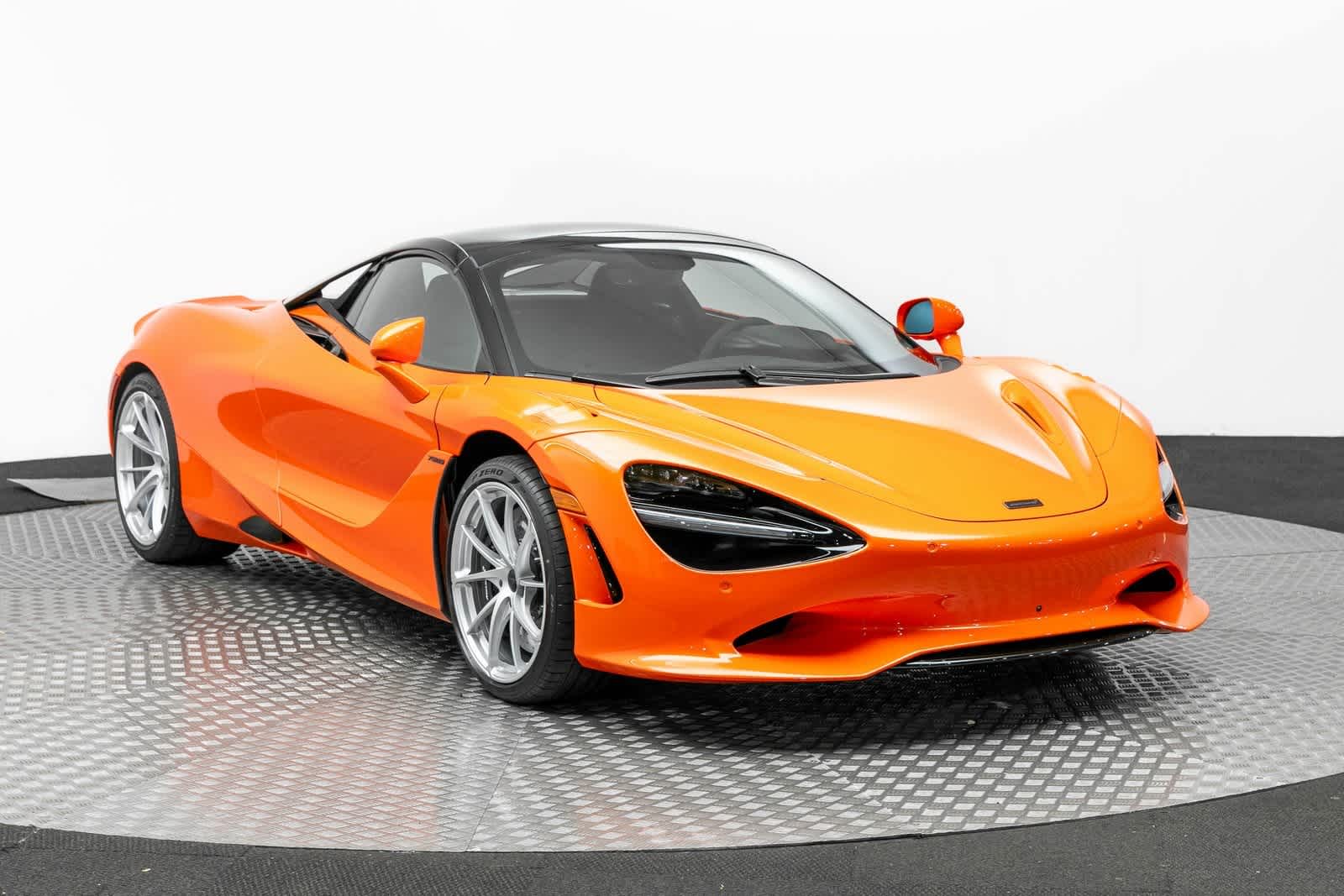 Thumbnail: 2025 Mclaren 750S - 39