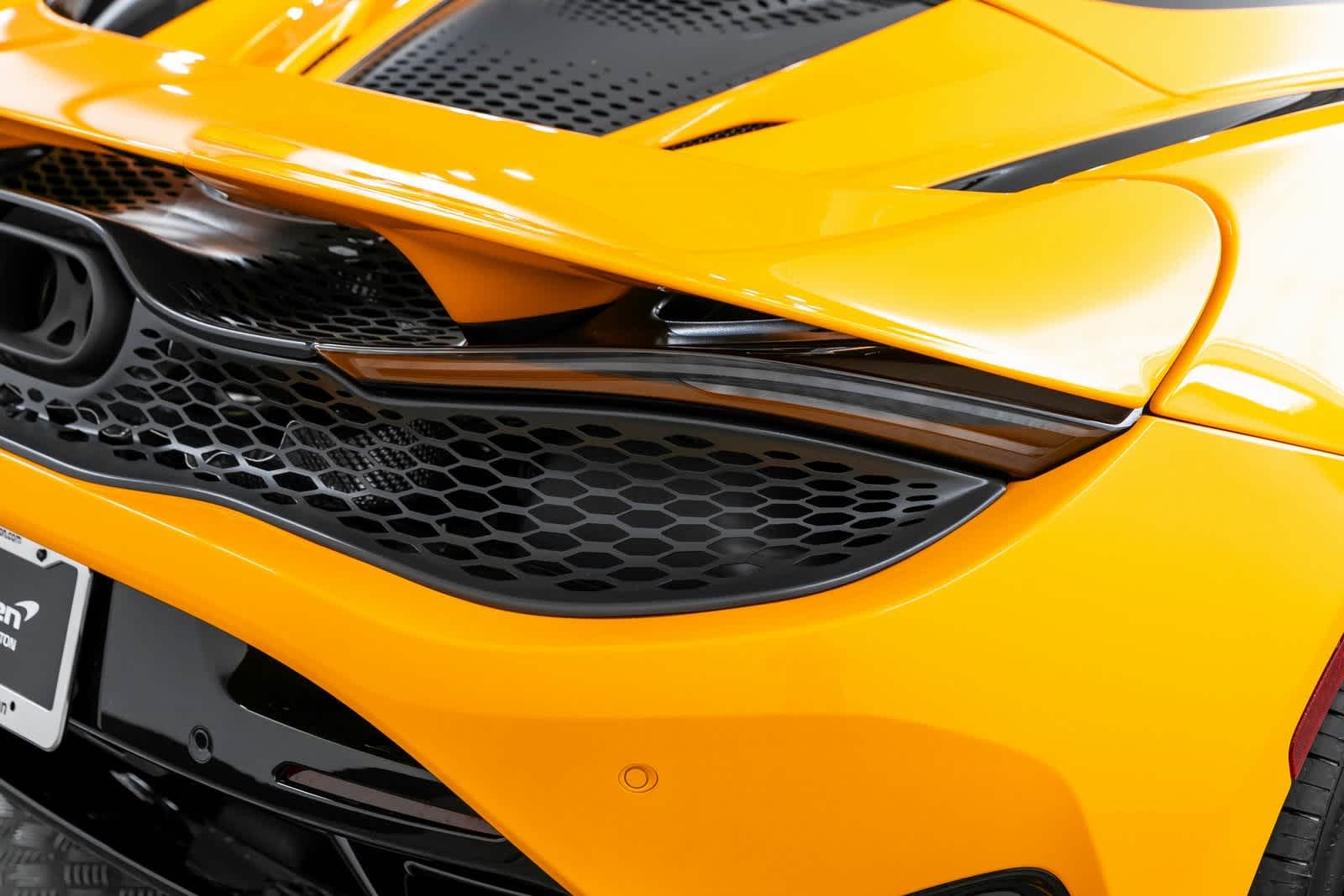 Thumbnail: 2025 Mclaren 750S - 48