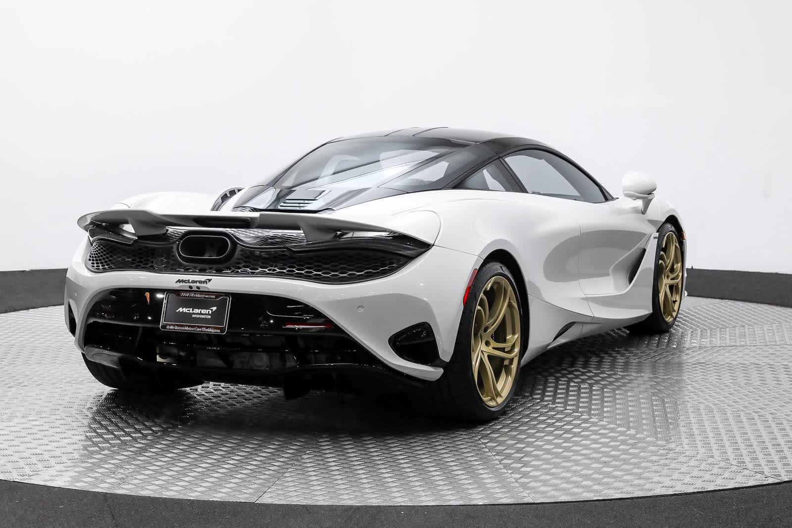 Thumbnail: 2025 Mclaren 750S - 19