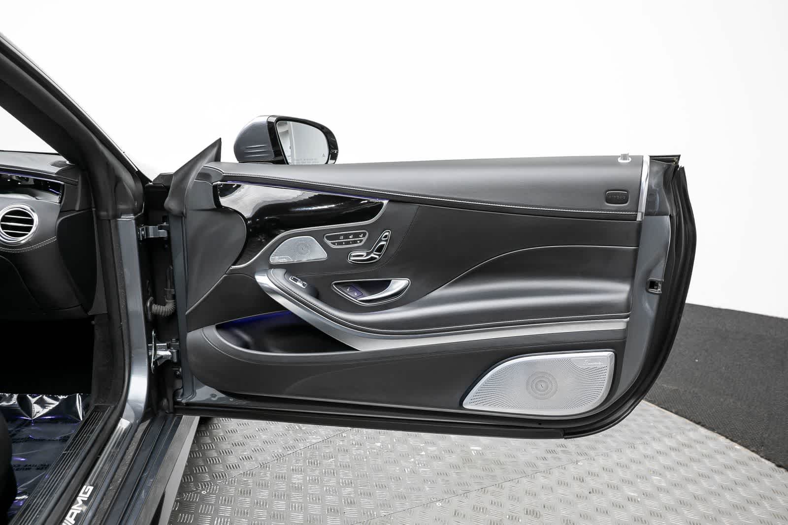 Thumbnail: 2017 Mercedes-Benz S-Class - 39