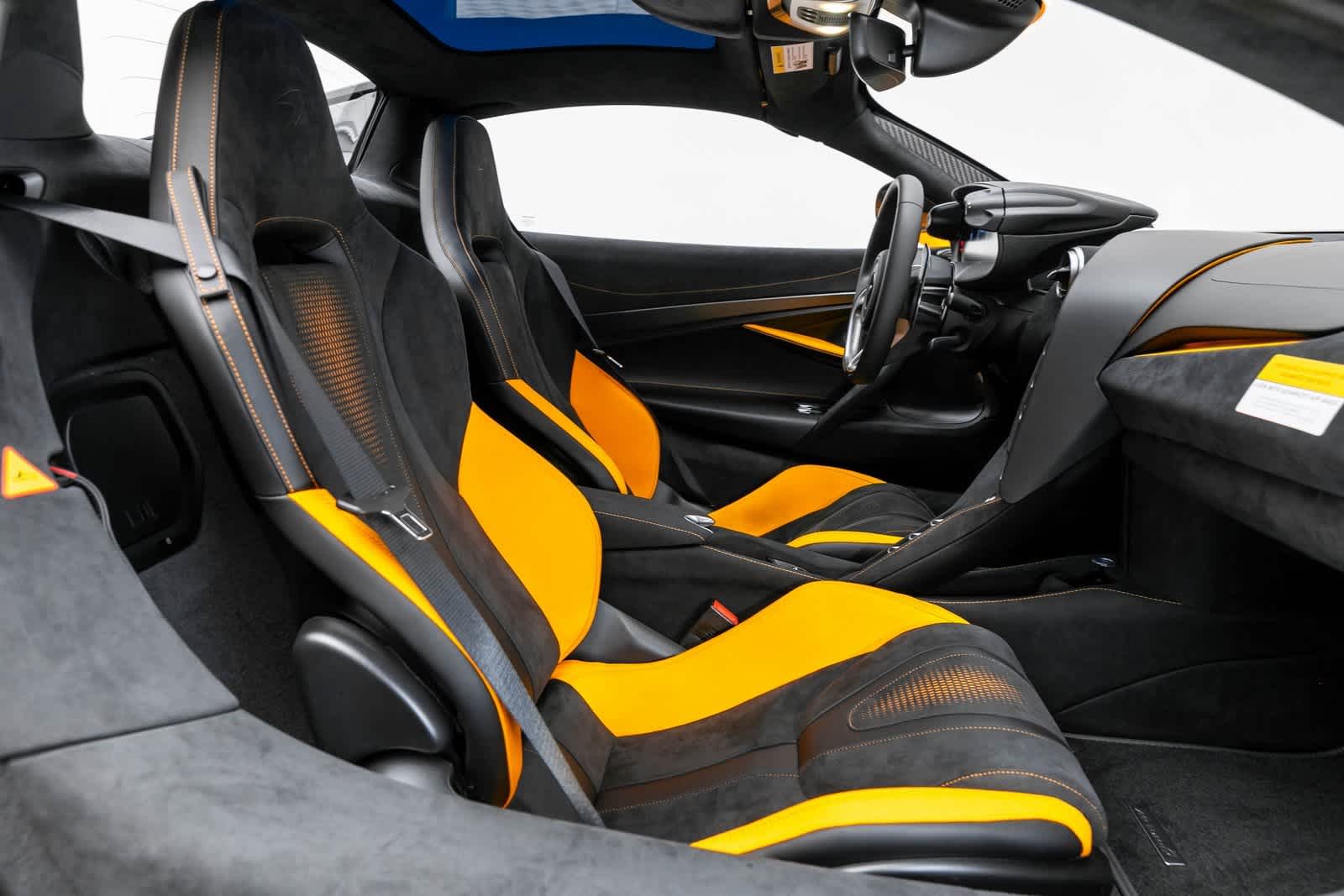 Thumbnail: 2025 Mclaren 750S - 12