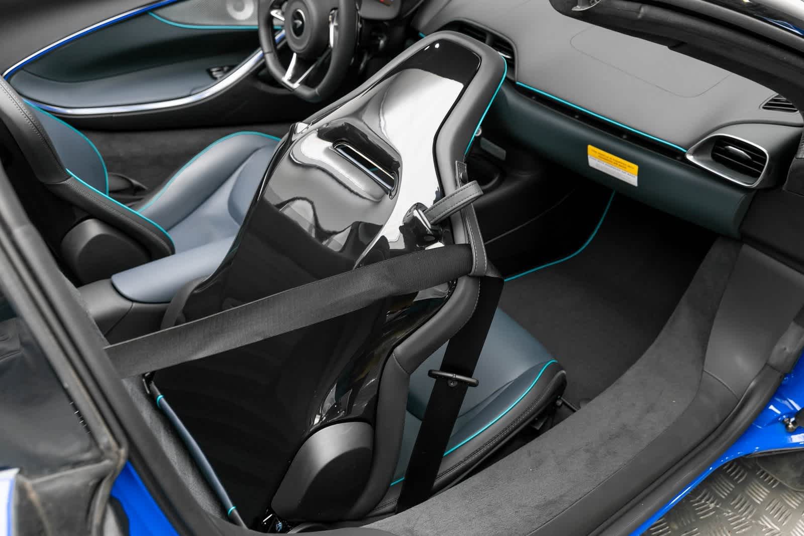 Thumbnail: 2025 Mclaren Artura - 48