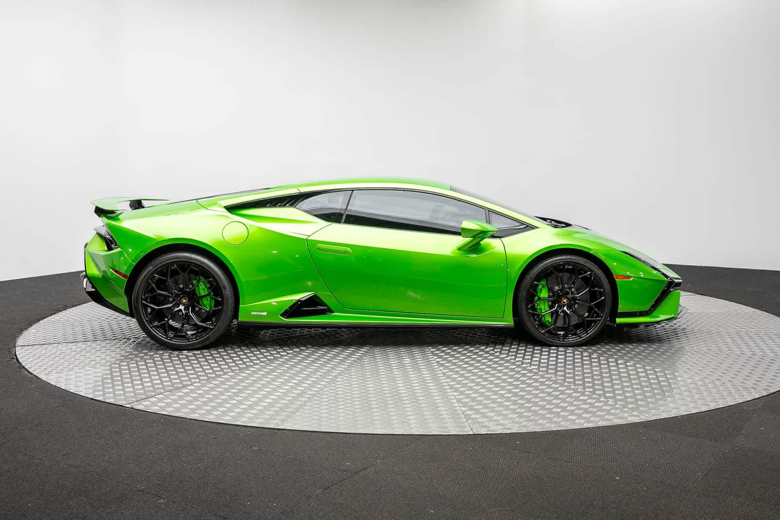 Thumbnail: 2024 Lamborghini Huracan - 49