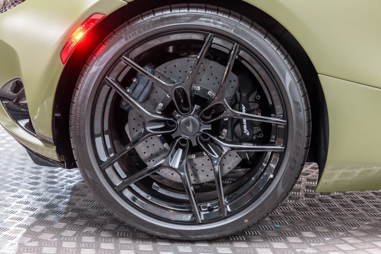 Thumbnail: 2026 Mclaren 750S - 37