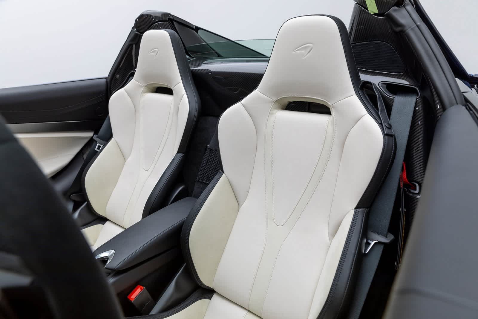 Thumbnail: 2026 Mclaren 750S - 12