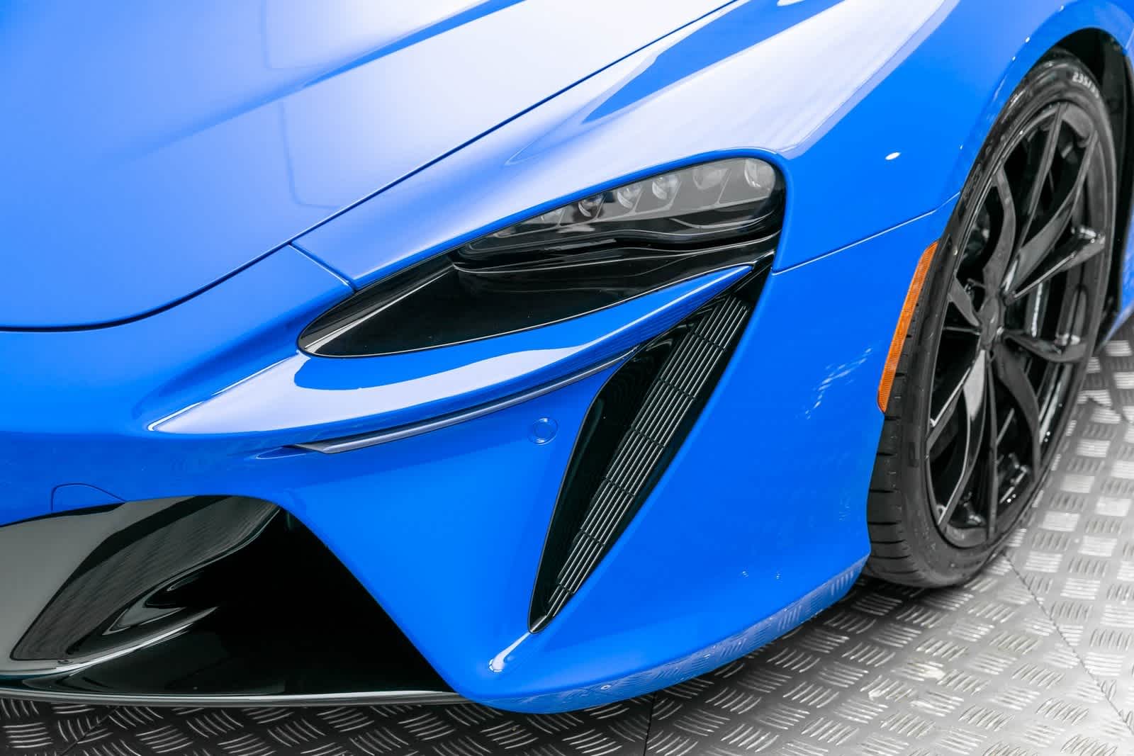 Thumbnail: 2025 Mclaren Artura - 44