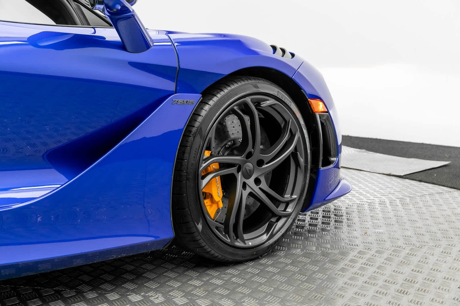 Thumbnail: 2025 Mclaren 750S - 37