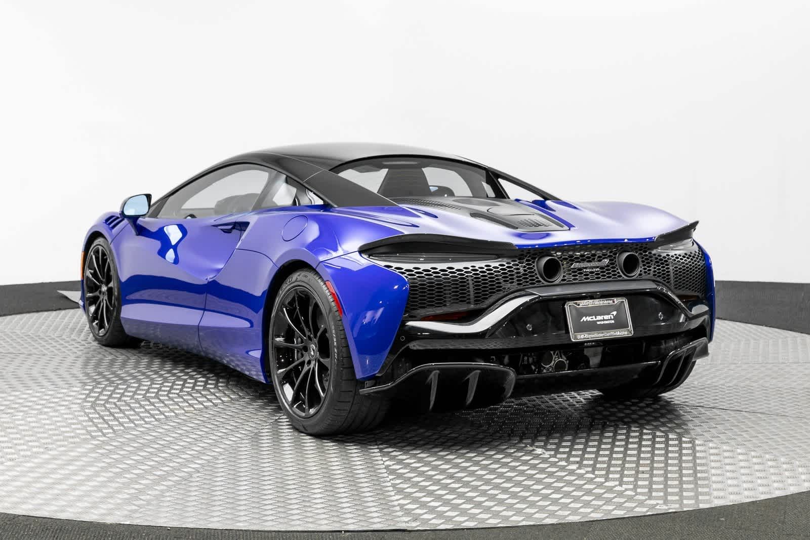 Thumbnail: 2025 Mclaren Artura - 15