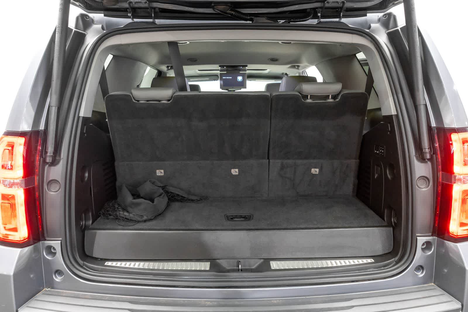 Thumbnail: 2018 Chevrolet Tahoe - 25