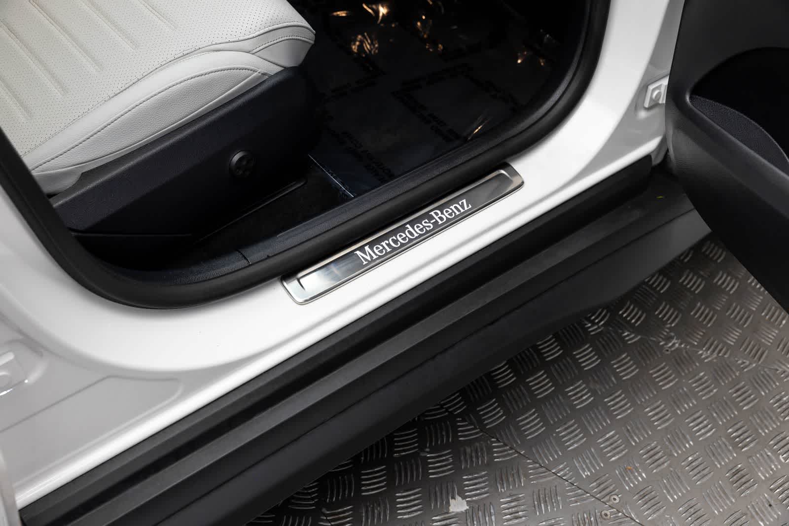Thumbnail: 2026 Mercedes-Benz GLC - 48