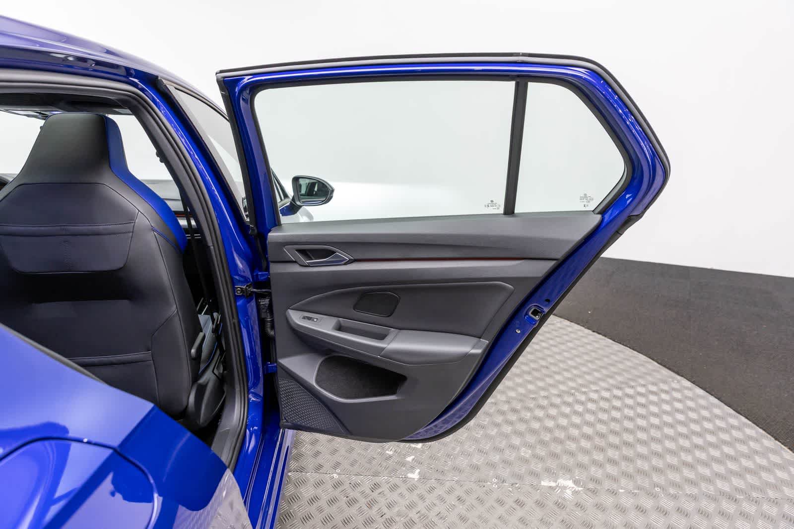Thumbnail: 2026 Volkswagen Golf - 40
