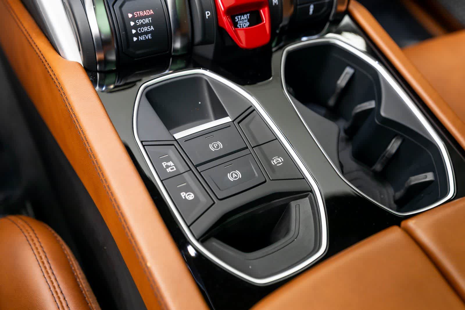 Thumbnail: 2022 Lamborghini Urus - 40