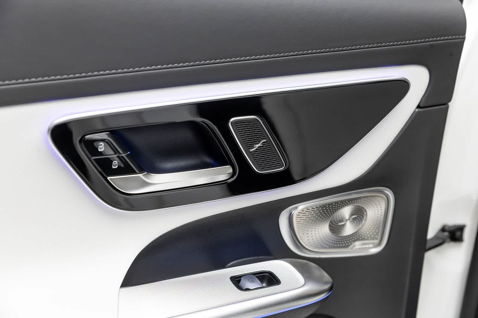 Thumbnail: 2026 Mercedes-Benz GLC - 39