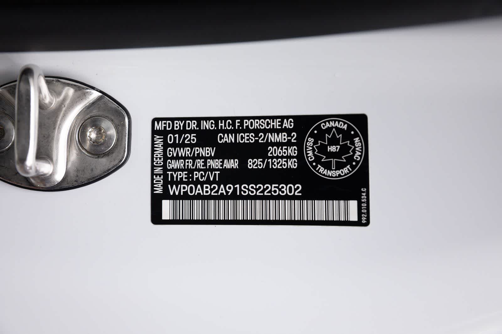 Thumbnail: 2025 Porsche 911 - 19