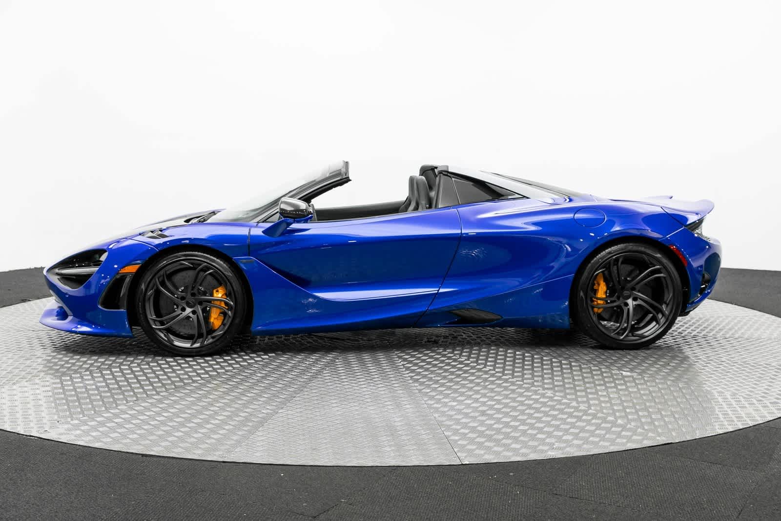 Thumbnail: 2025 Mclaren 750S - 3