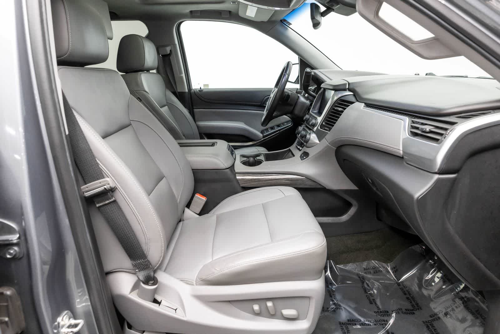 Thumbnail: 2018 Chevrolet Tahoe - 20