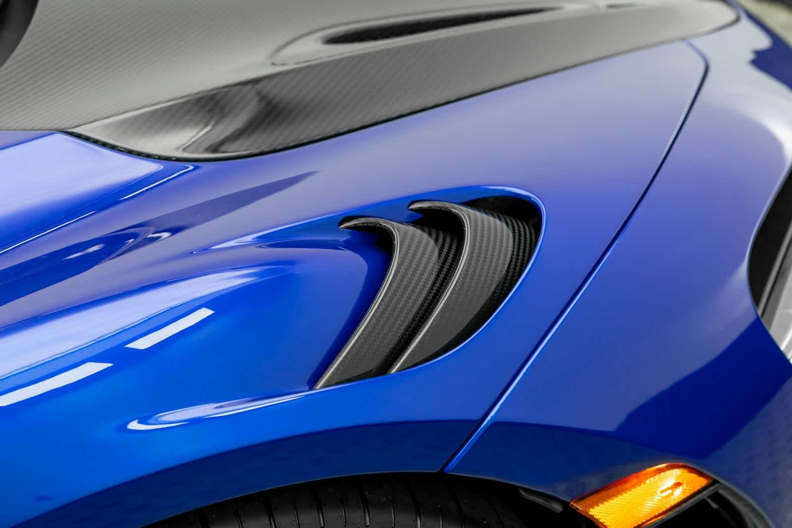 Thumbnail: 2025 Mclaren 750S - 39