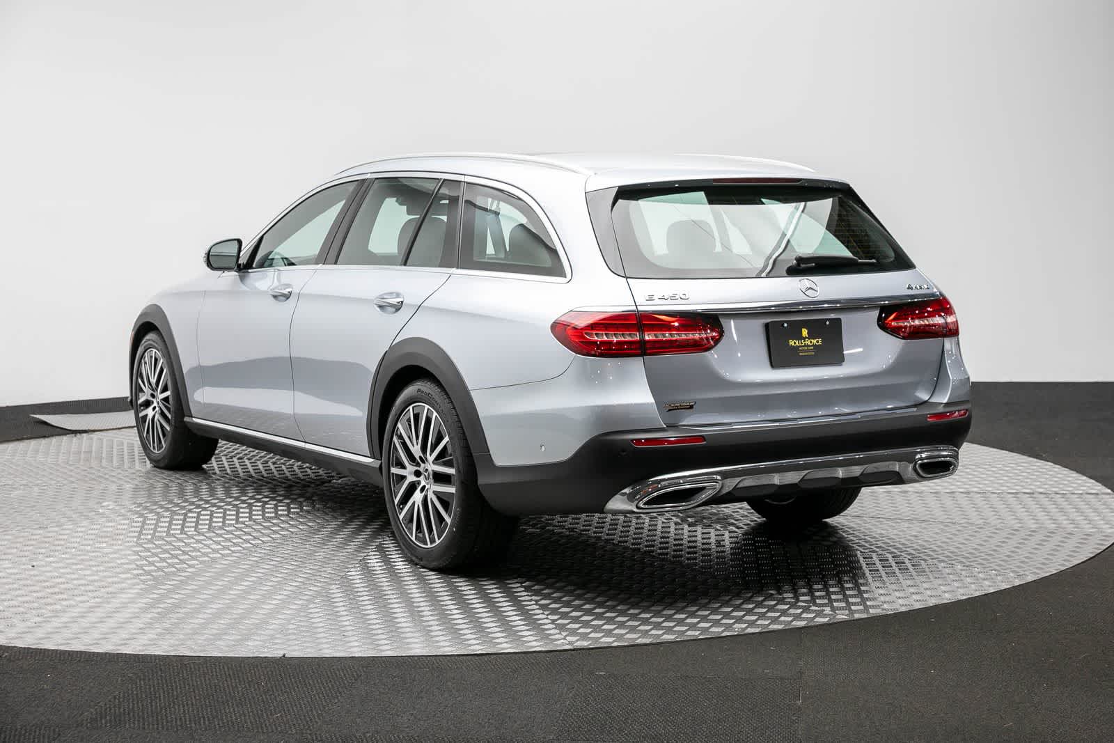 Thumbnail: 2021 Mercedes-Benz E-Class - 4