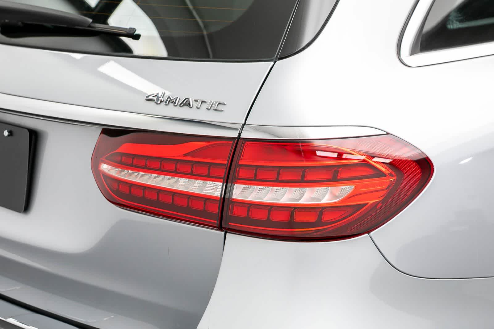 Thumbnail: 2021 Mercedes-Benz E-Class - 49