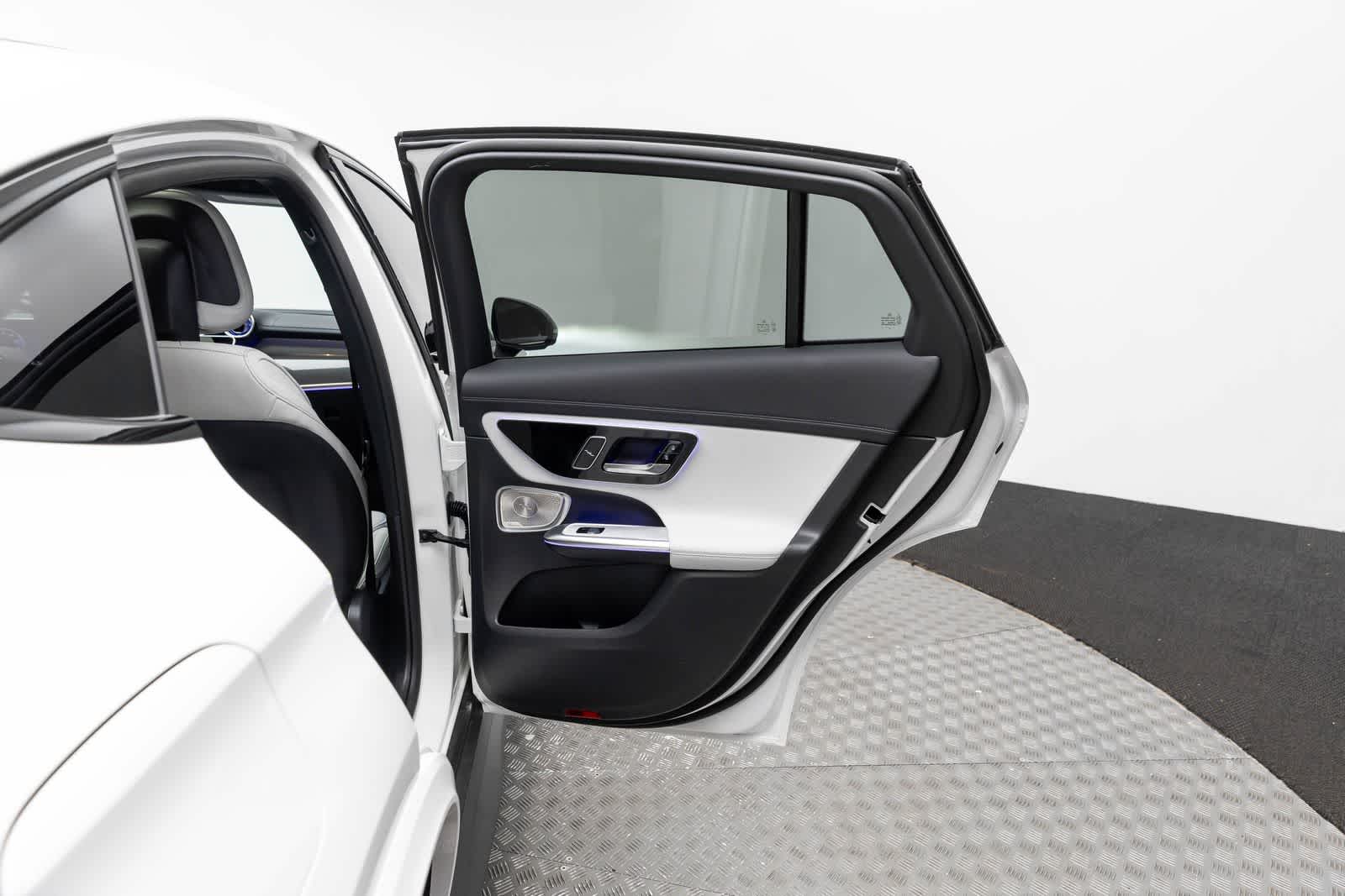 Thumbnail: 2026 Mercedes-Benz GLC - 42