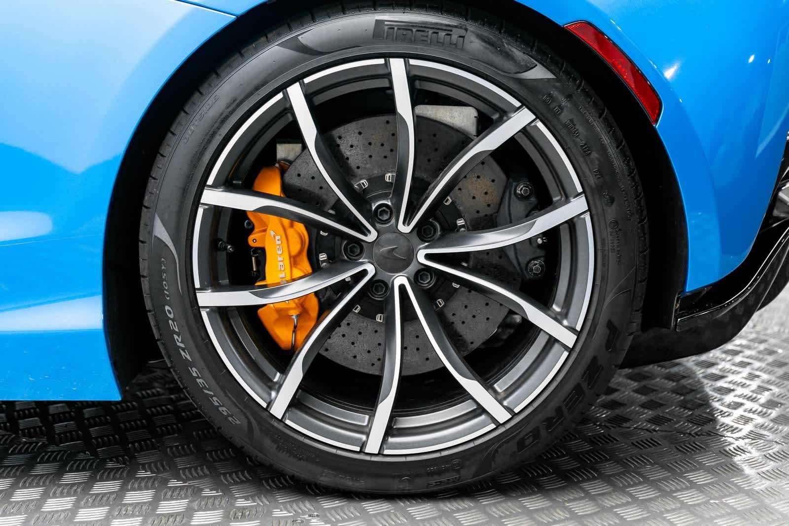 Thumbnail: 2025 Mclaren Artura - 37