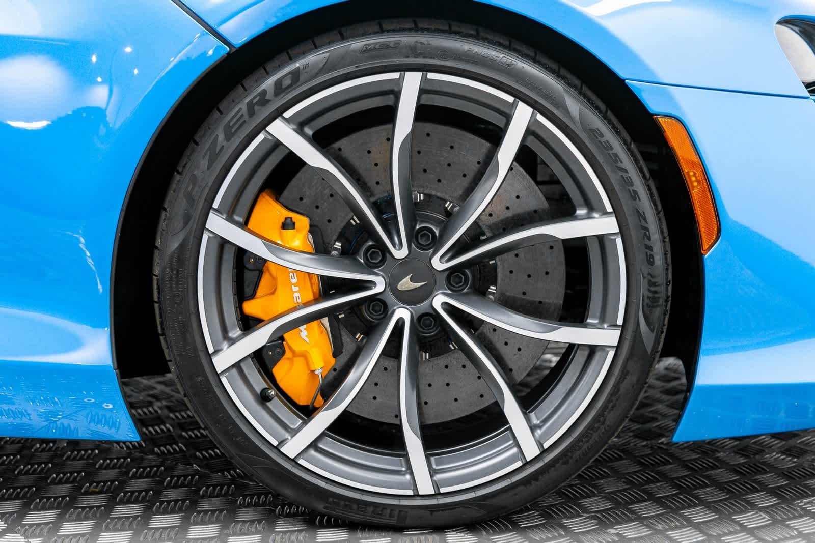 Thumbnail: 2025 Mclaren Artura - 39