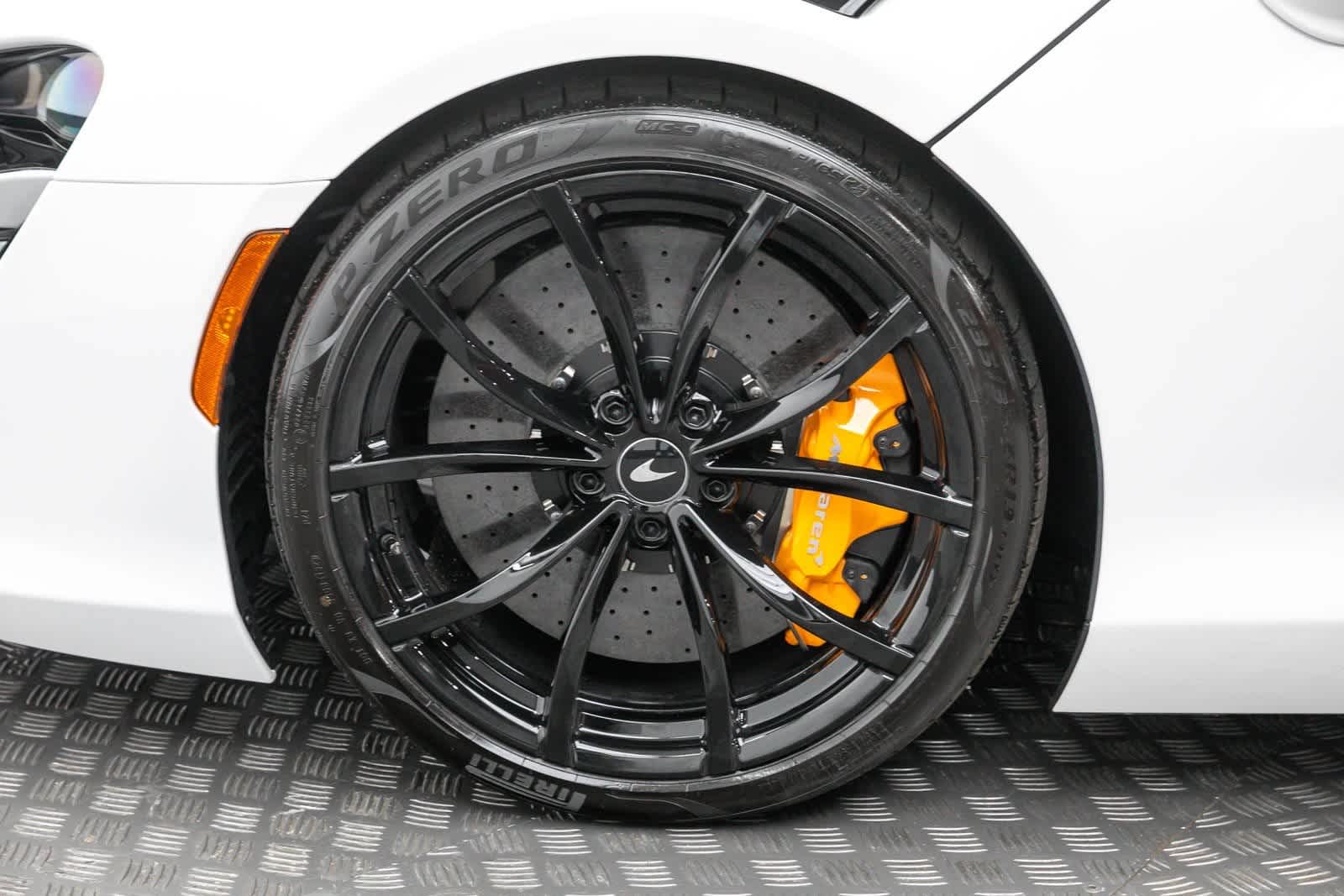 Thumbnail: 2024 Mclaren Artura - 8