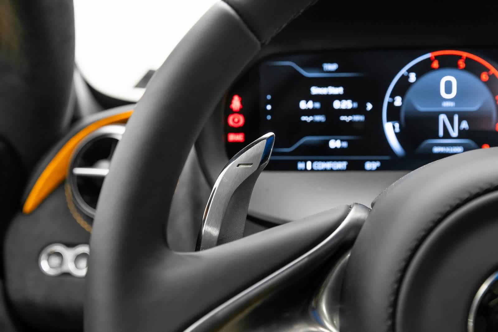 Thumbnail: 2025 Mclaren 750S - 27