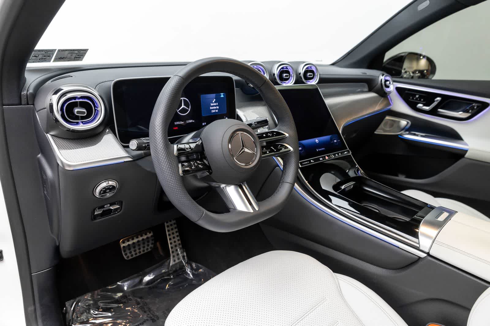 Thumbnail: 2026 Mercedes-Benz GLC - 2