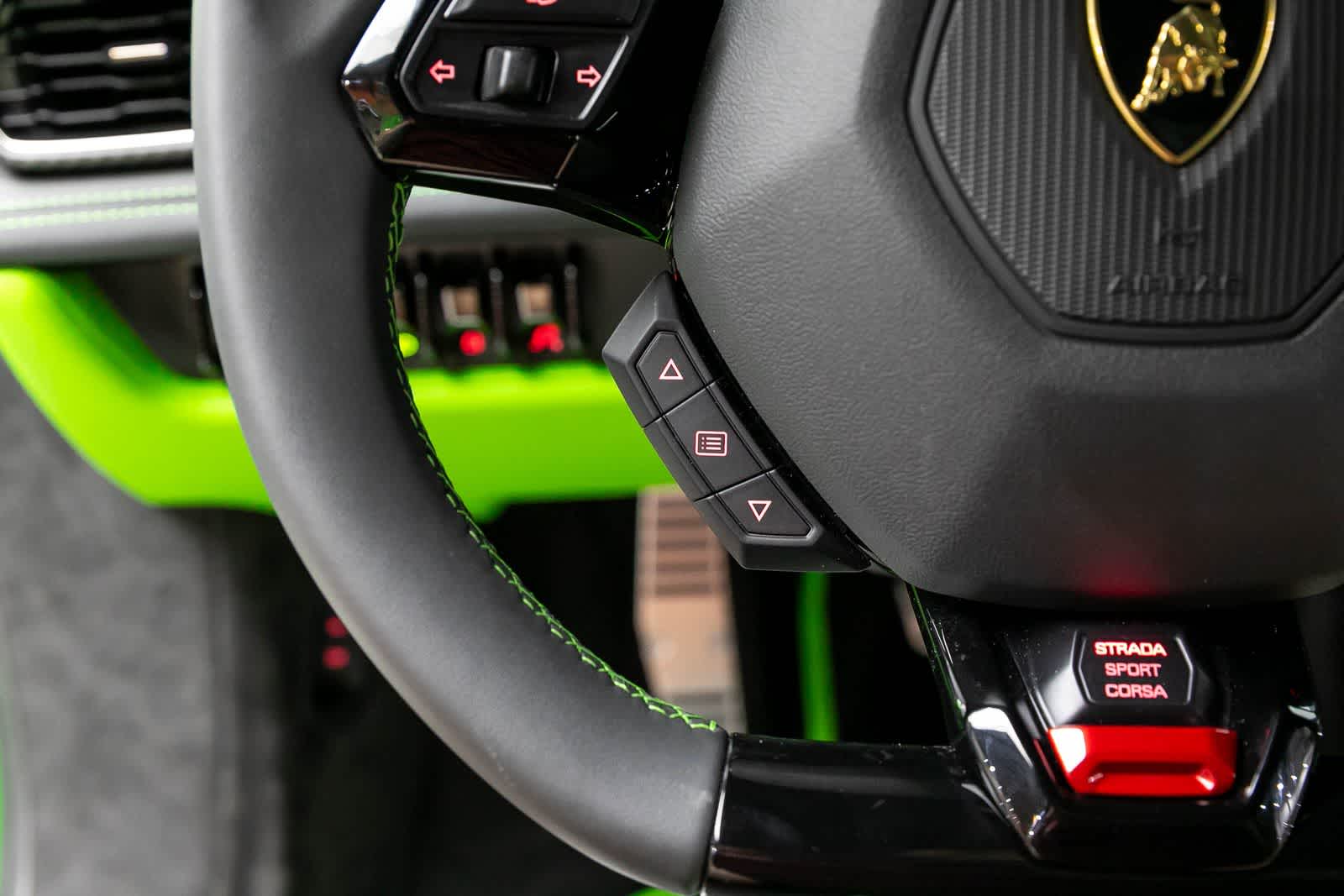 Thumbnail: 2024 Lamborghini Huracan - 28
