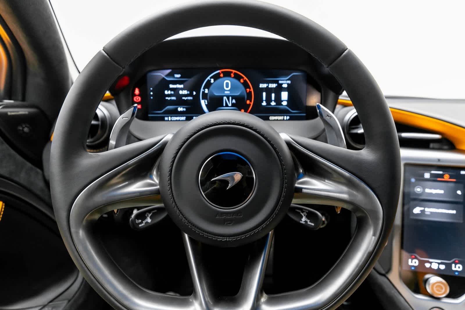 Thumbnail: 2025 Mclaren 750S - 13