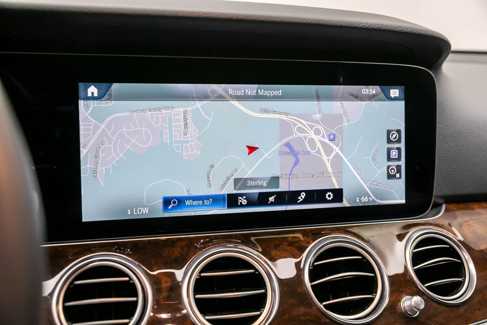 Thumbnail: 2021 Mercedes-Benz E-Class - 15