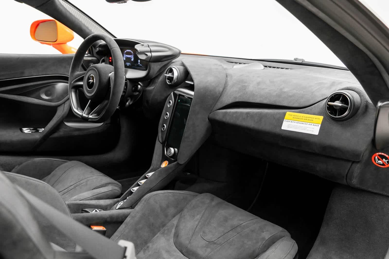 Thumbnail: 2025 Mclaren 750S - 31