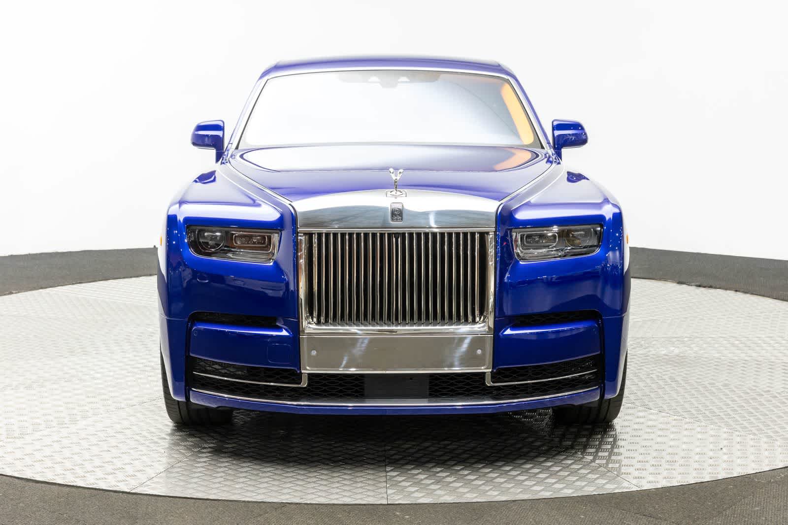 Thumbnail: 2023 Rolls-Royce Phantom - 3