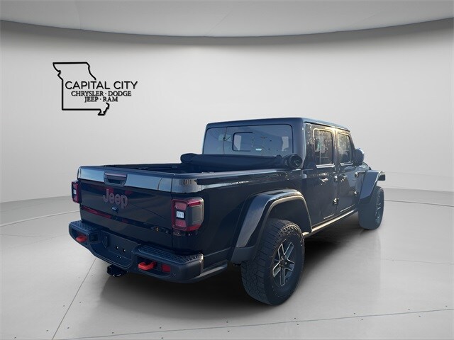 2024 Jeep Gladiator Mojave photo 3