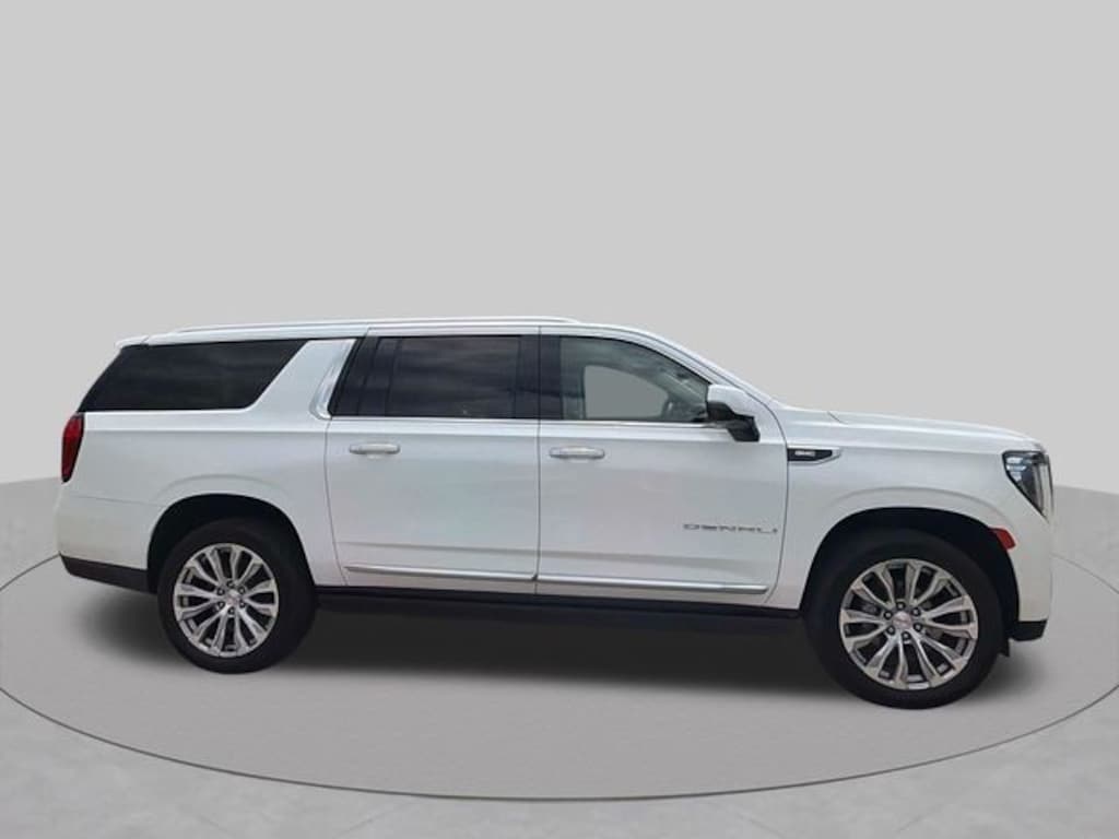 Used 2022 GMC Yukon XL Denali SUV
