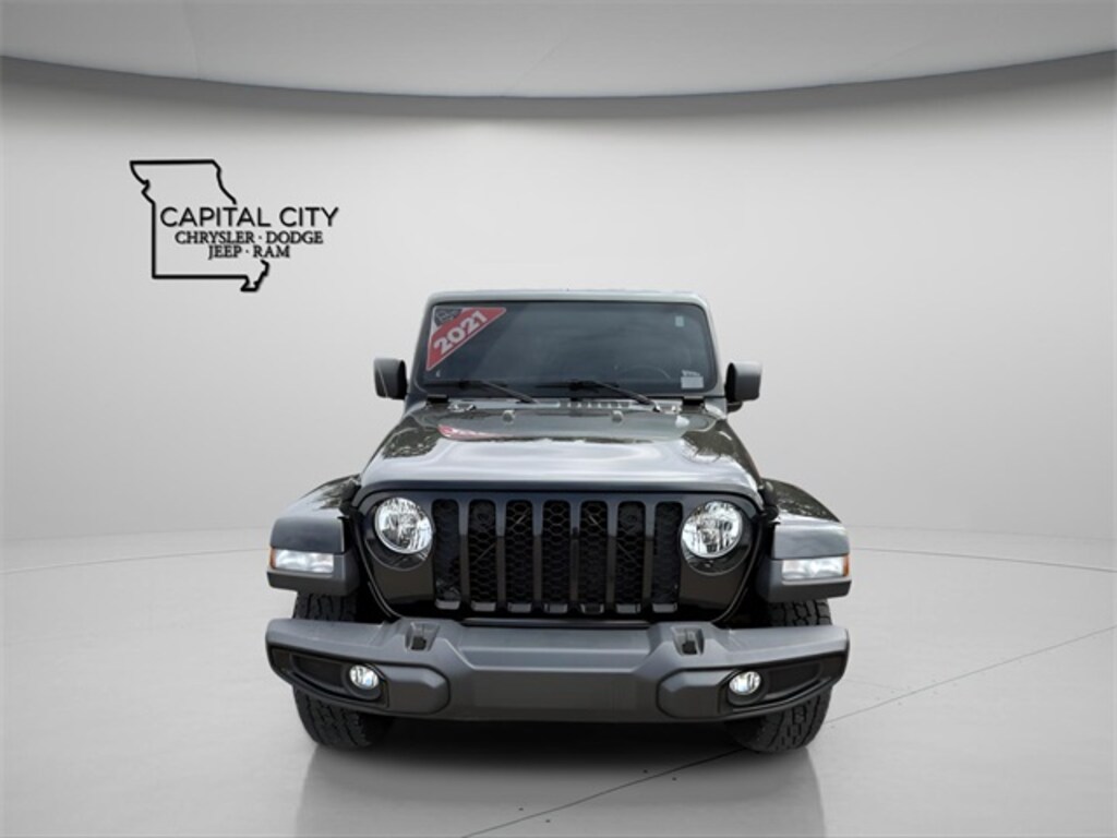 Used 2021 Jeep Gladiator Sport Truck