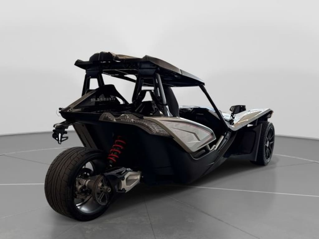 Used 2017 Polaris Slingshot SLR ATV