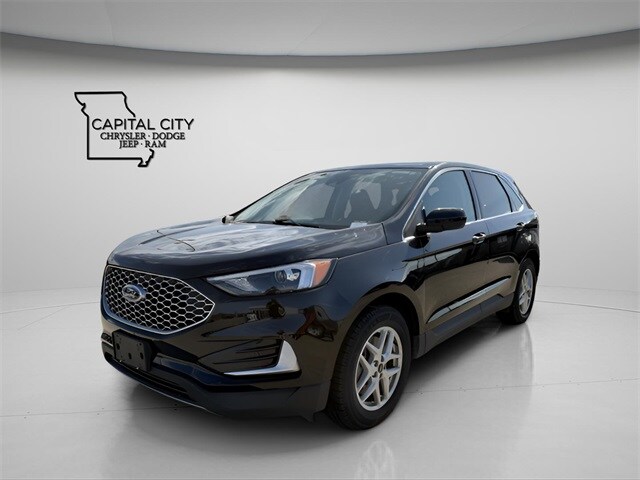 2024 Ford Edge SEL photo 3