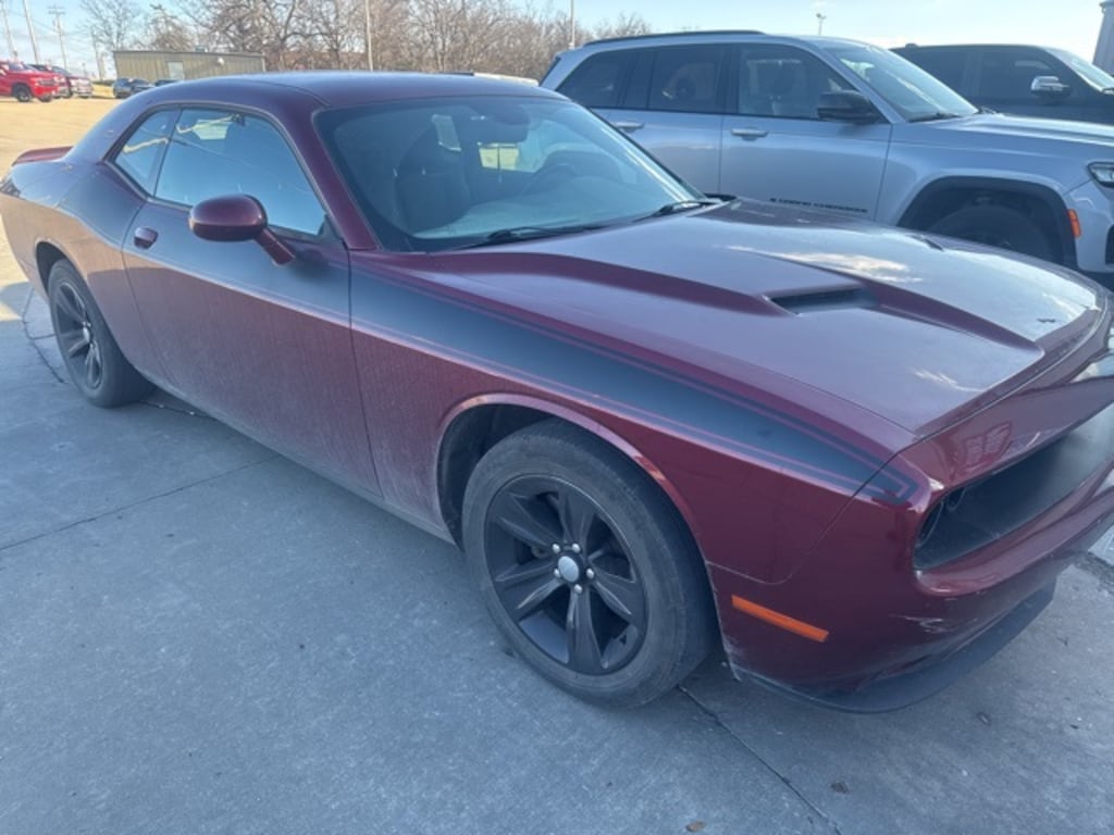 Used 2020 Dodge Challenger SXT Coupe