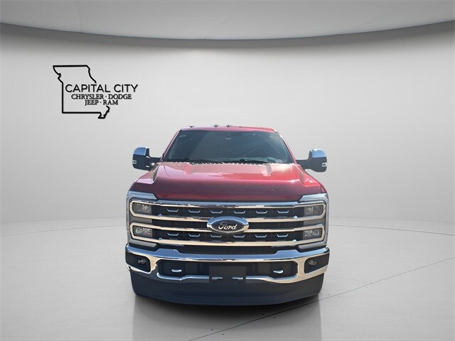 2023 Ford F-250 Lariat photo 2