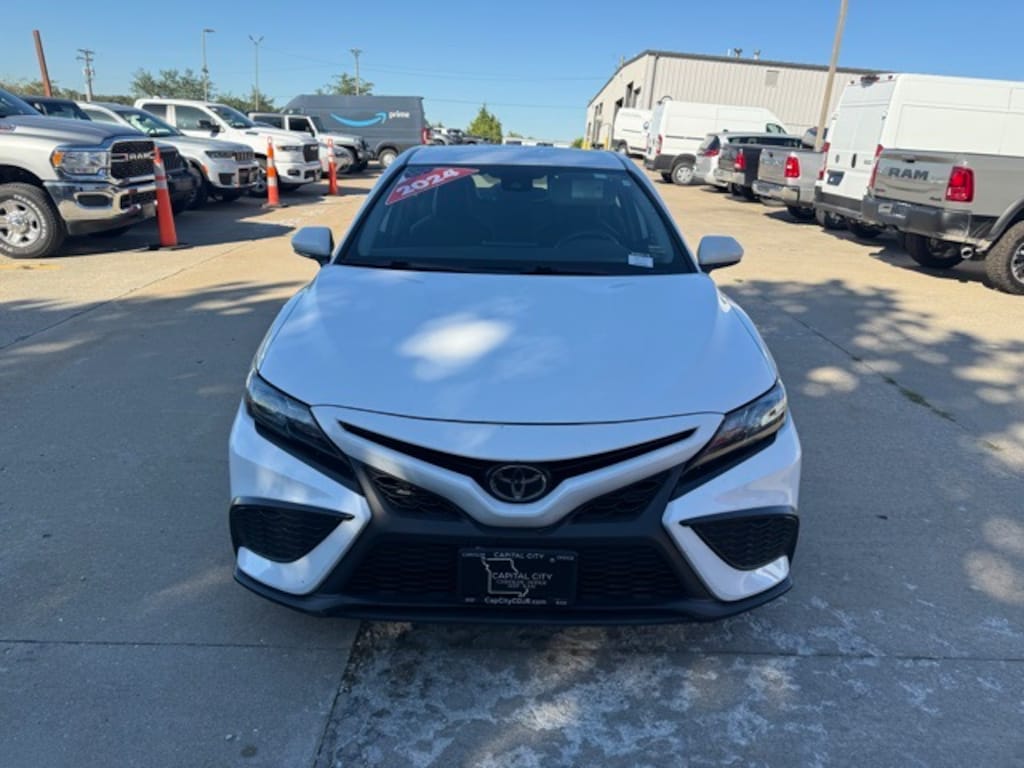 Used 2024 Toyota Camry SE Sedan