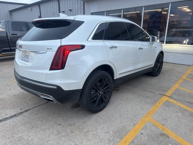 2020 Cadillac XT5 Premium Luxury photo 3