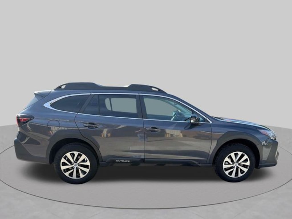 Used 2023 Subaru Outback Premium SUV