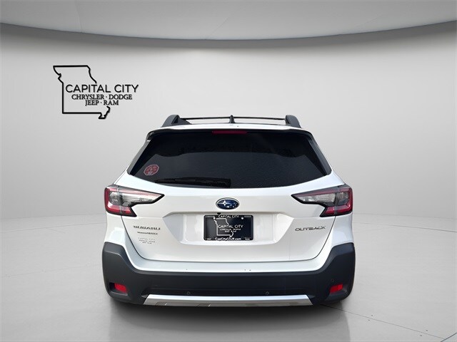 2023 Subaru Outback Limited photo 3