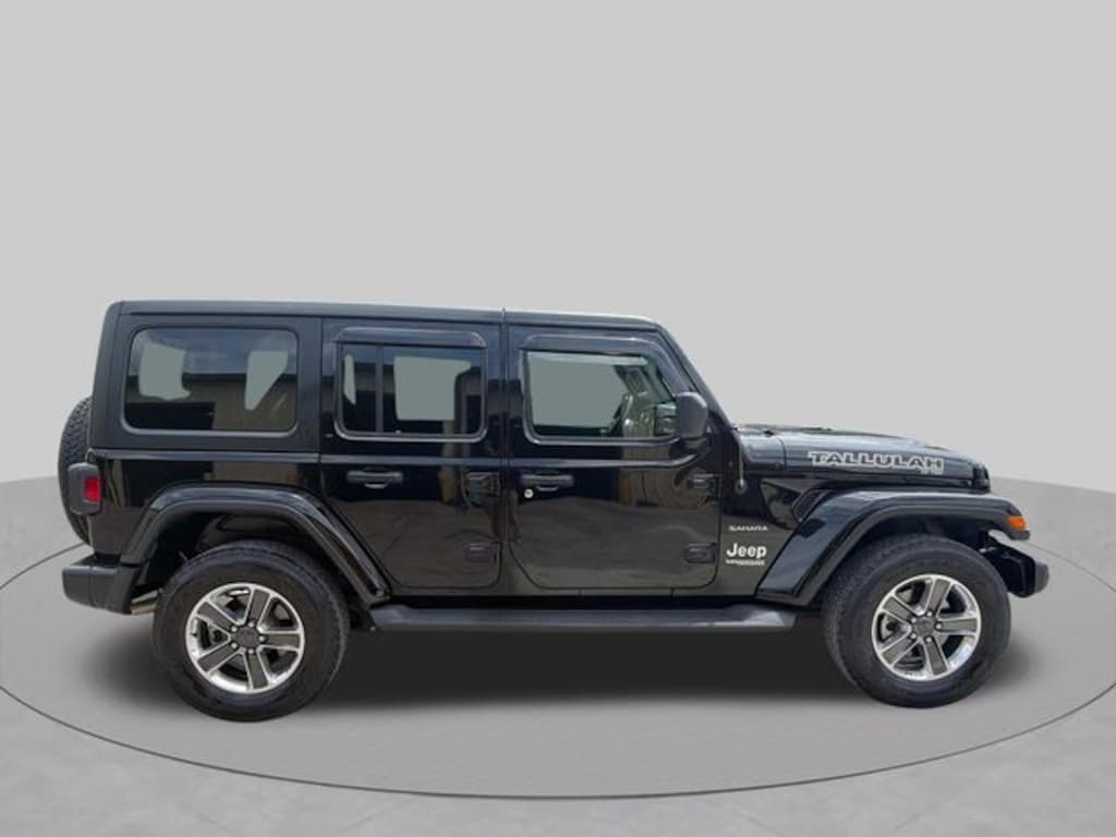 Used 2022 Jeep Wrangler Unlimited Sahara SUV